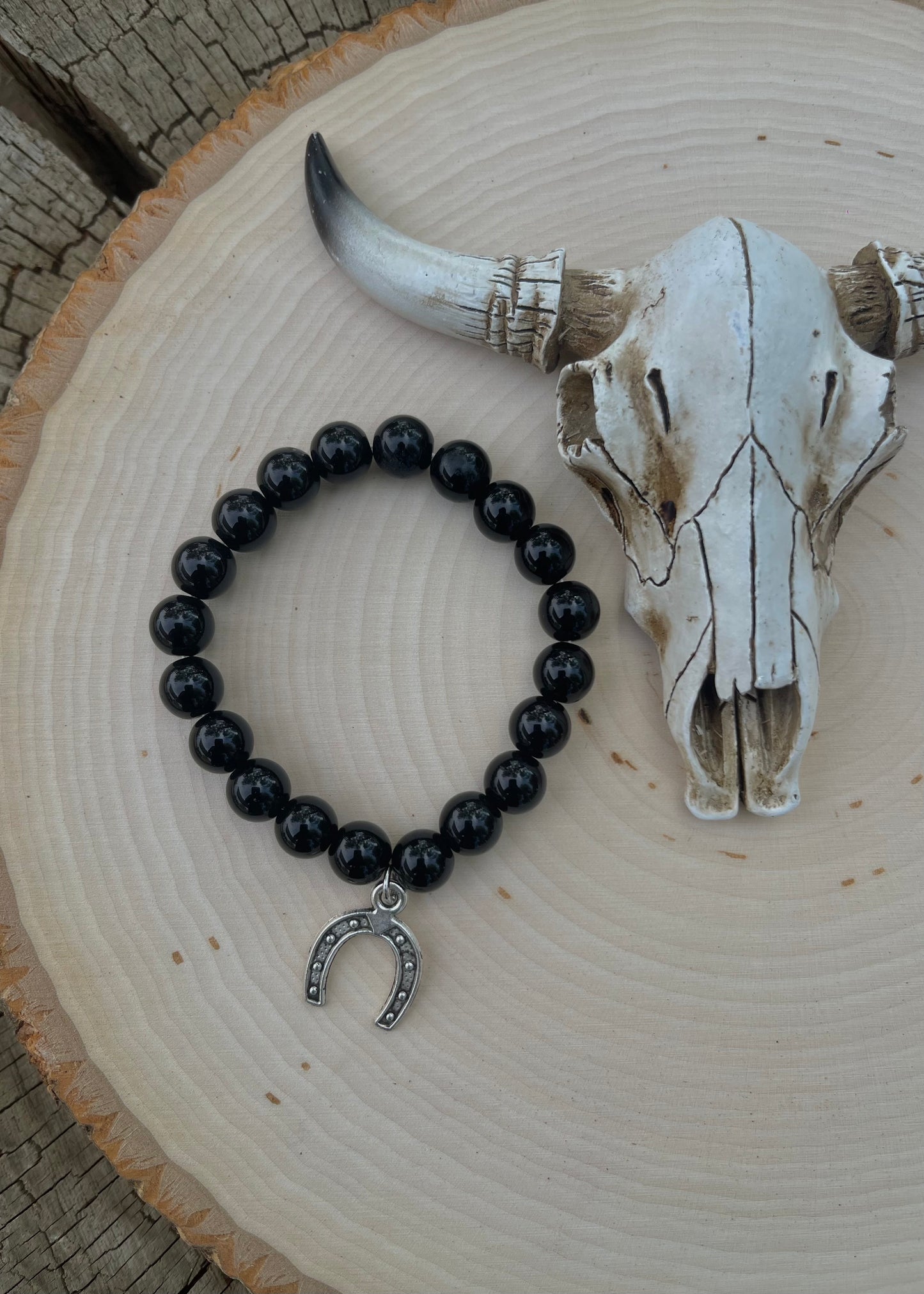 Black Horseshoe bead bracelet